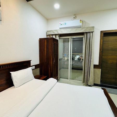 Hotel Tirth By Sonu'S Ujjain Luaran gambar