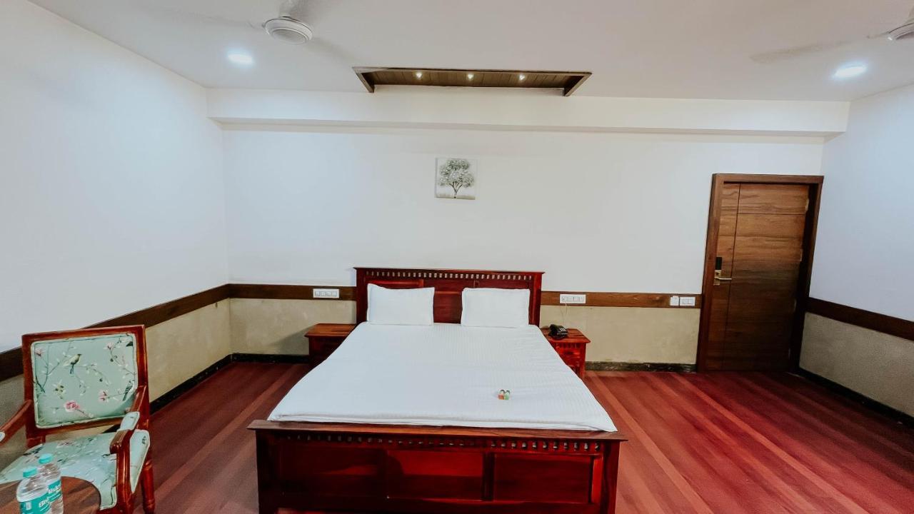 Hotel Tirth By Sonu'S Ujjain Luaran gambar