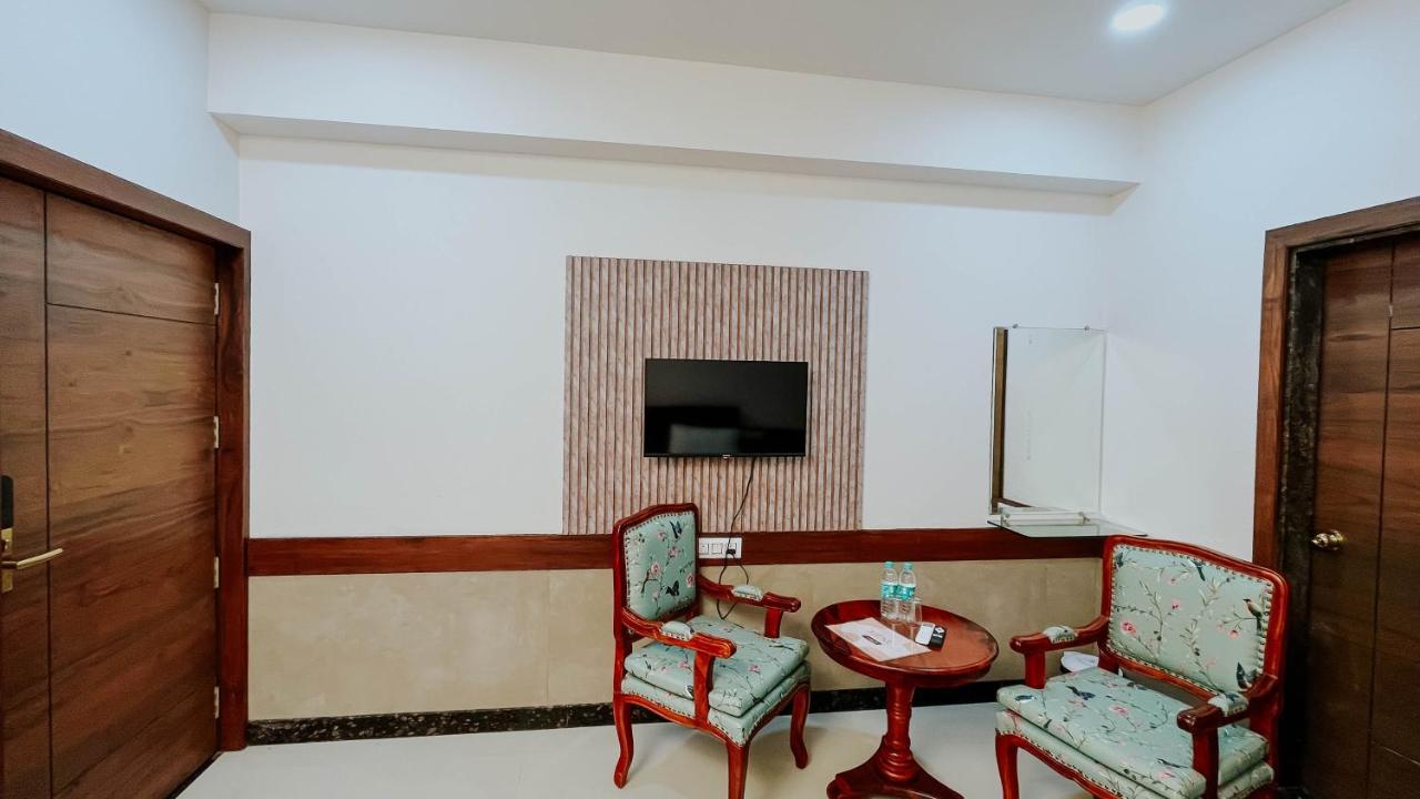 Hotel Tirth By Sonu'S Ujjain Luaran gambar
