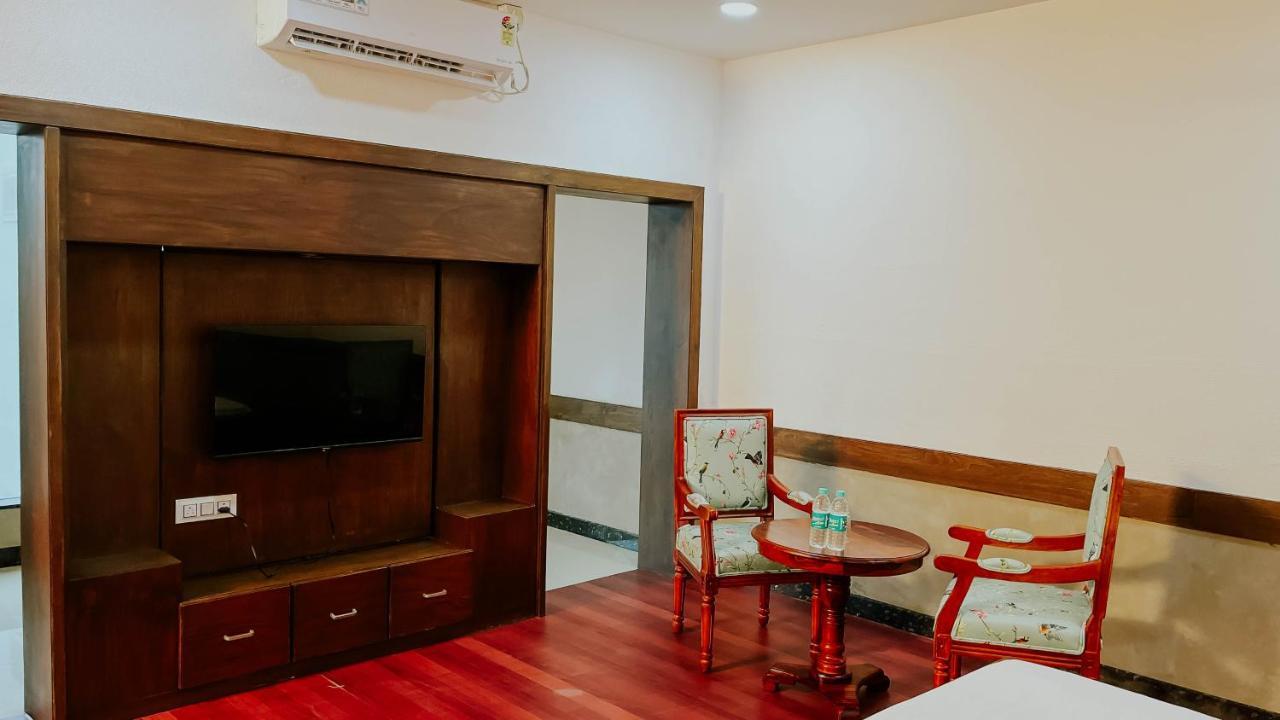 Hotel Tirth By Sonu'S Ujjain Luaran gambar