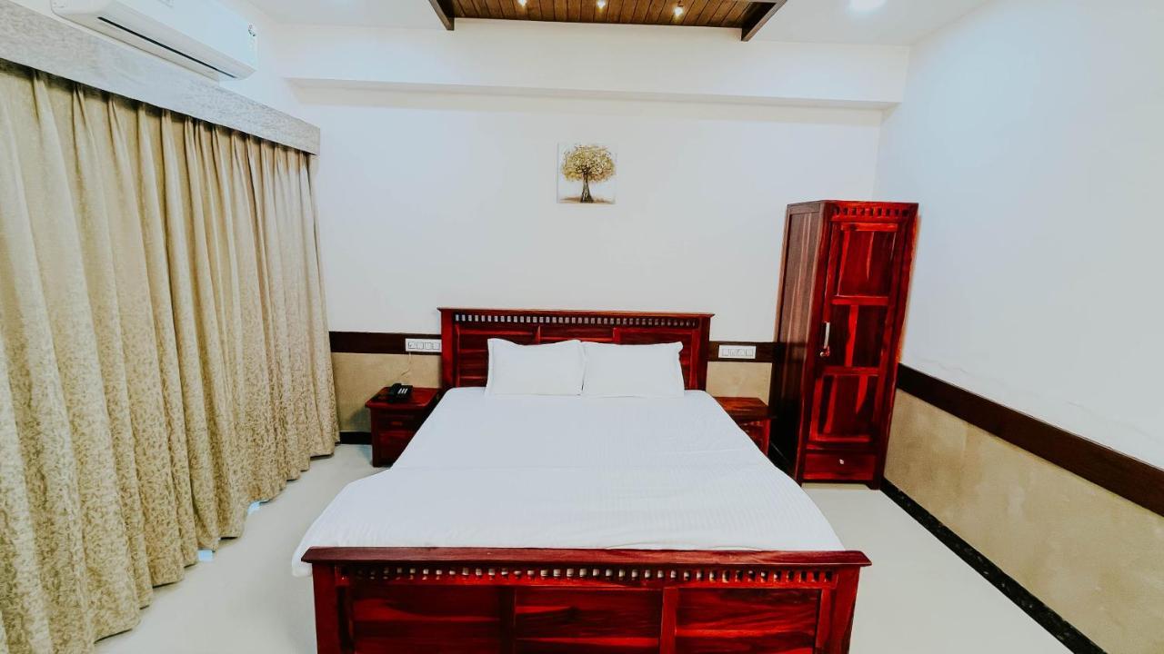 Hotel Tirth By Sonu'S Ujjain Luaran gambar
