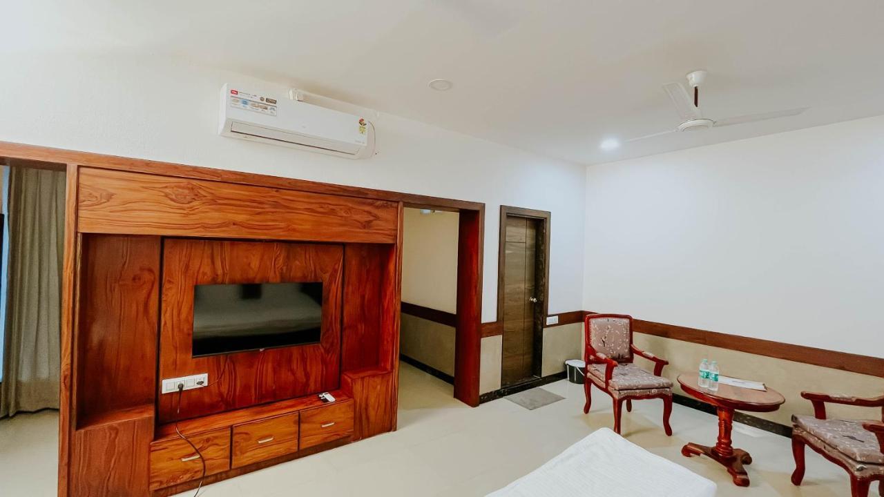 Hotel Tirth By Sonu'S Ujjain Luaran gambar