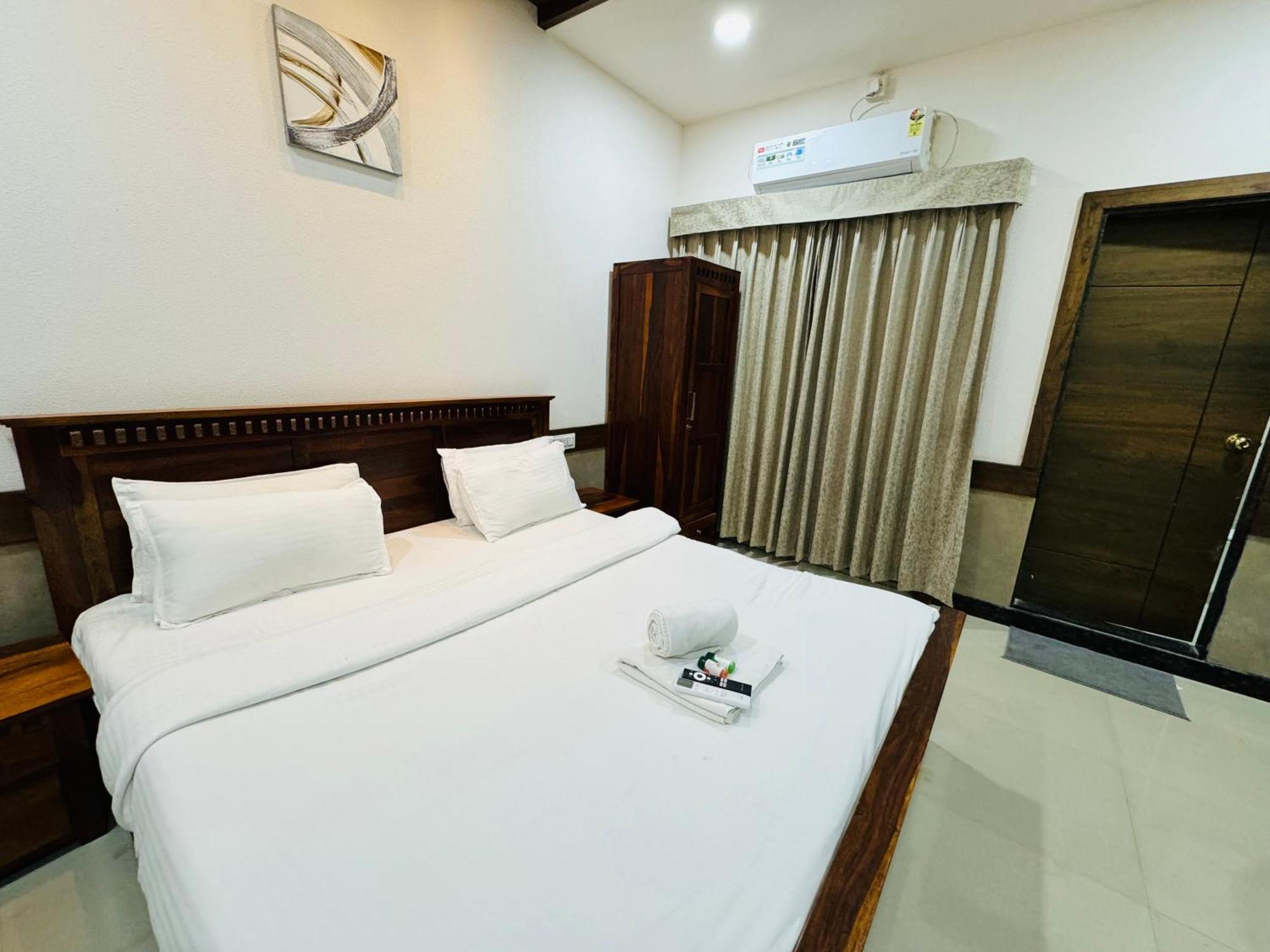 Hotel Tirth By Sonu'S Ujjain Luaran gambar