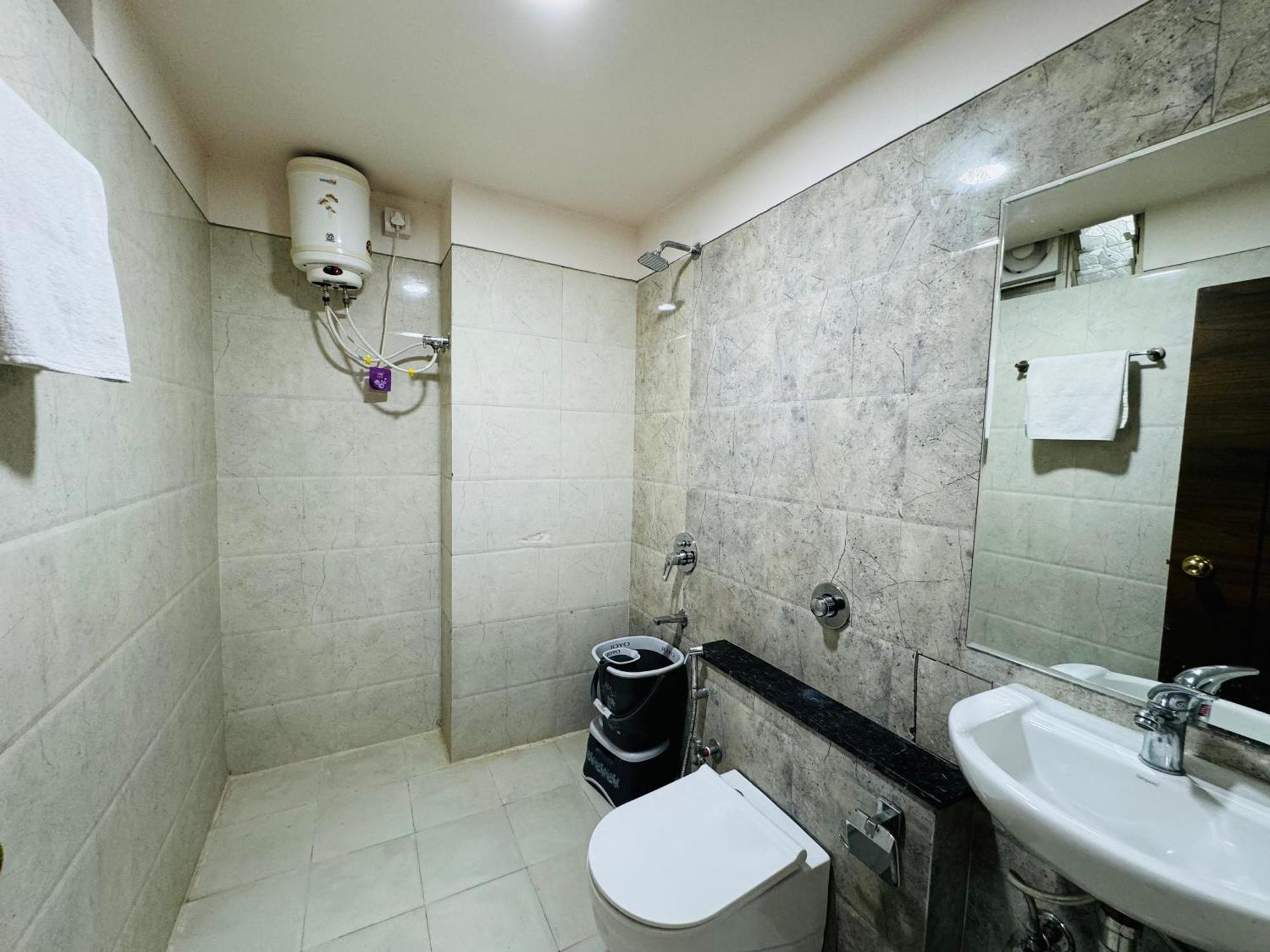 Hotel Tirth By Sonu'S Ujjain Luaran gambar