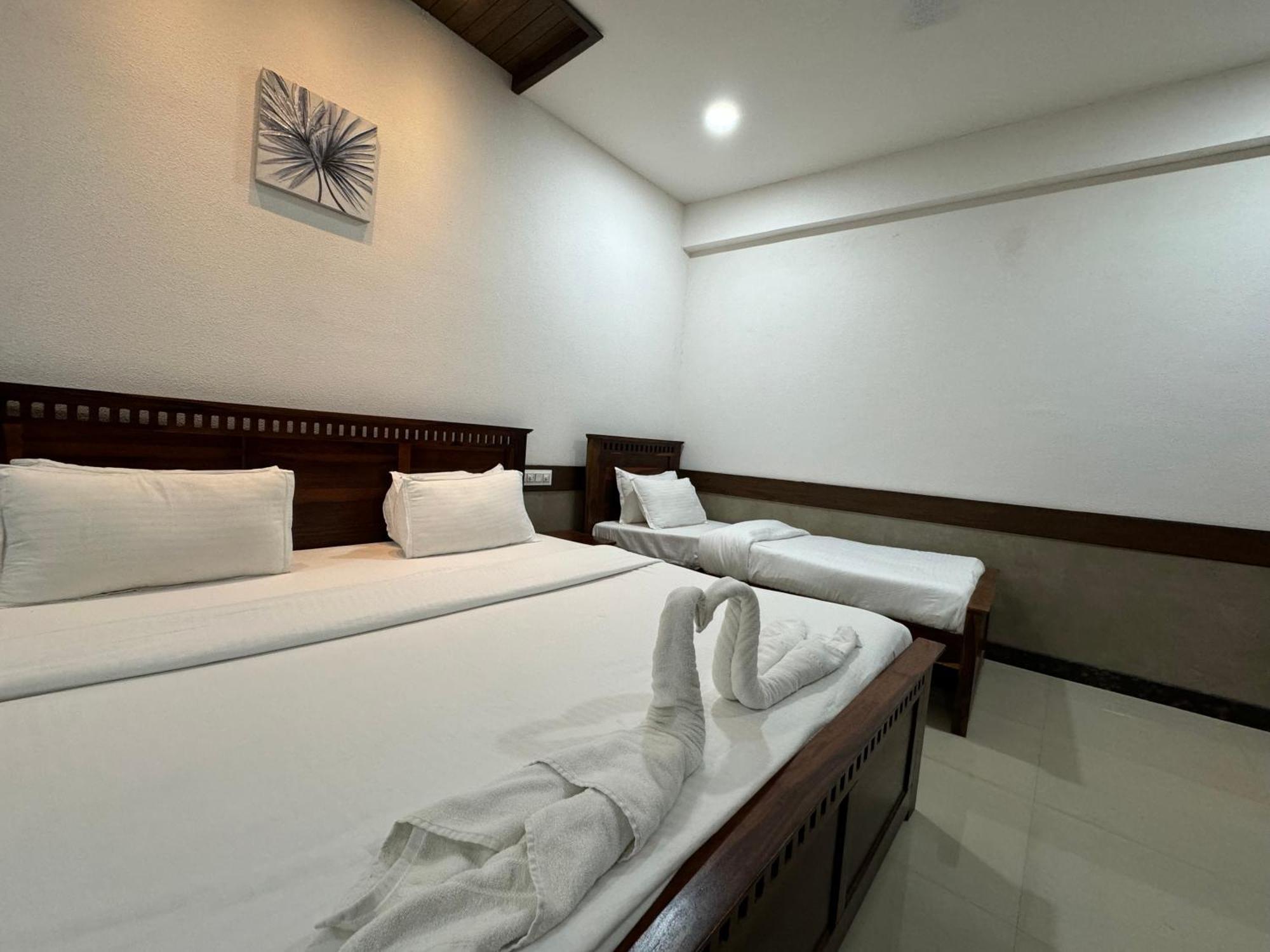 Hotel Tirth By Sonu'S Ujjain Luaran gambar