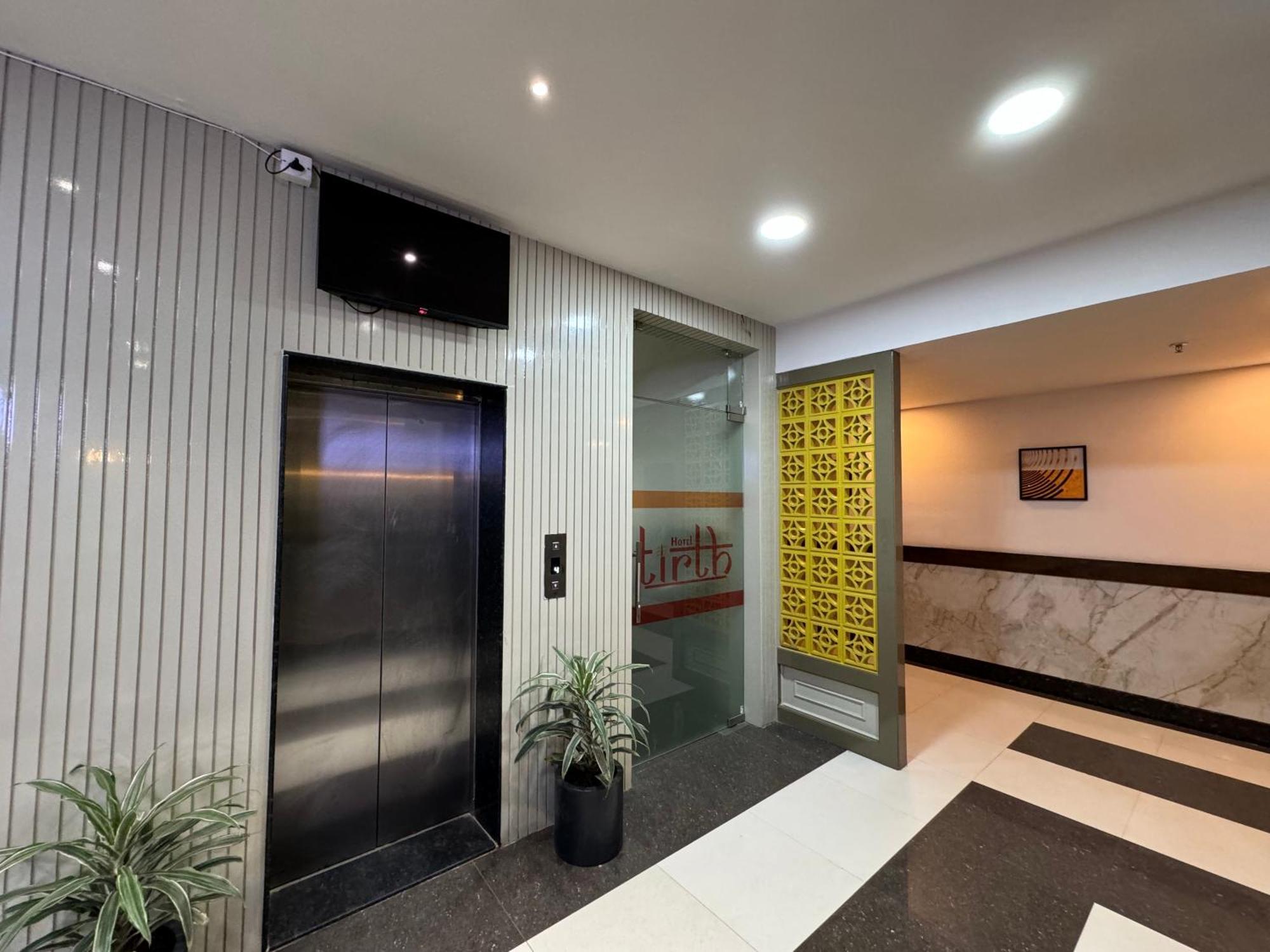 Hotel Tirth By Sonu'S Ujjain Luaran gambar
